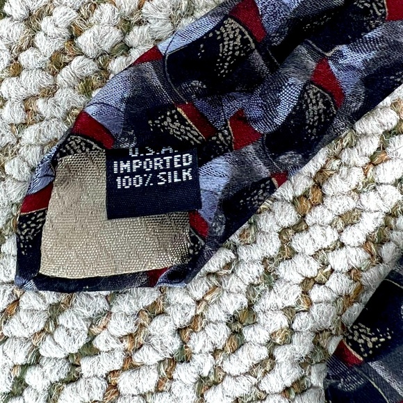 Oscar De La Renta - Picture 3 of 4